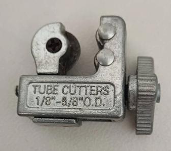 Роликовый труборез