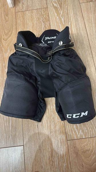 Продам хоккейные шорты