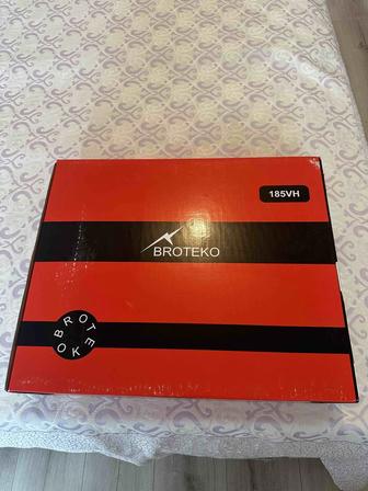 Продается новый Монитор Broteka 185