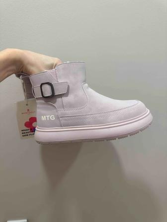 Зимние ботинки для девочки