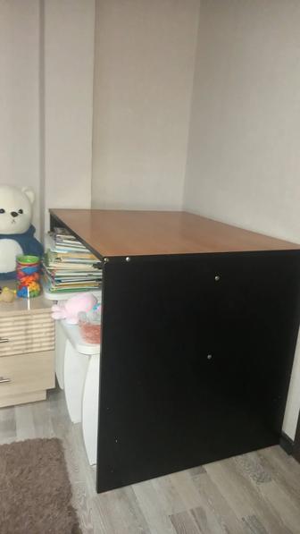 Продам стол 70 на 90 см