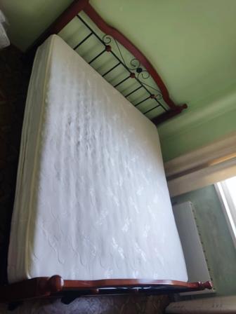 Продам кровать 180х200