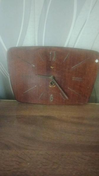 Часы настольные