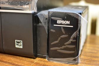 Принтер Epson L805, пробег как новый.