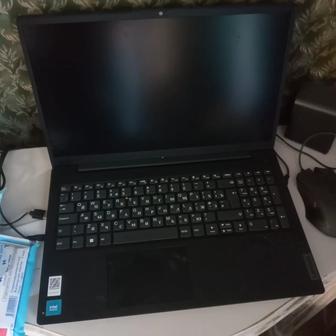 Продам ноутбук Lenovo idealpad 3/15,6/4гб/ssd 256/ с ОС/15IGL05 / 81WQ00EMR