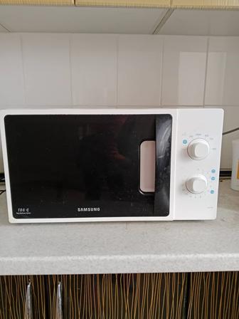 Продам микроволновую печь