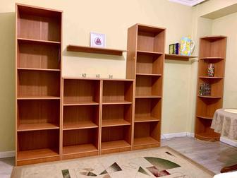 Стеллажи модульные и полки стенкой