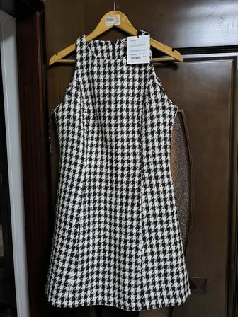 Продам, платье - сарафан, гусиные лапки.