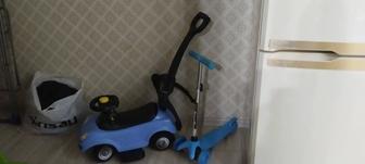 Продается детский толокарь машина