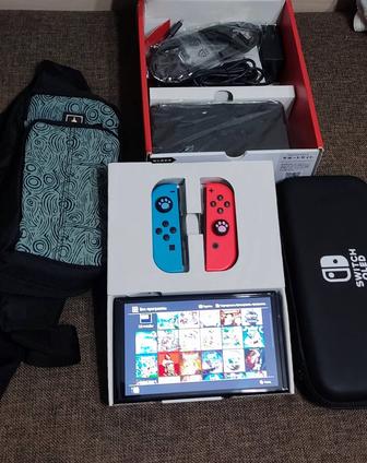Nintendo Switch Oled прошитый, UltraNX, 256 сд карта, сумка и чехол.