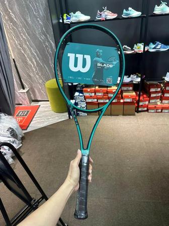 Ракетка Wilson Blade 98 16X19 V9 в идеальном состоянии!