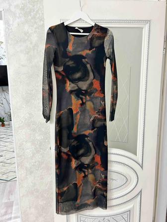 Платье облегающее