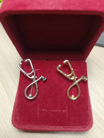 Медицинский Брошь