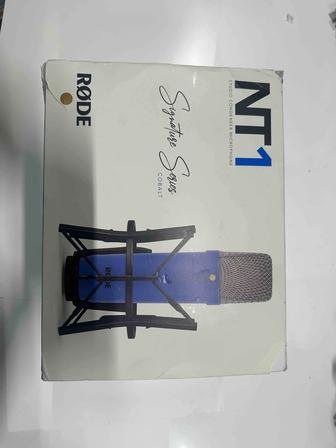 Студийный микрофон Rode NT1 Signature Series