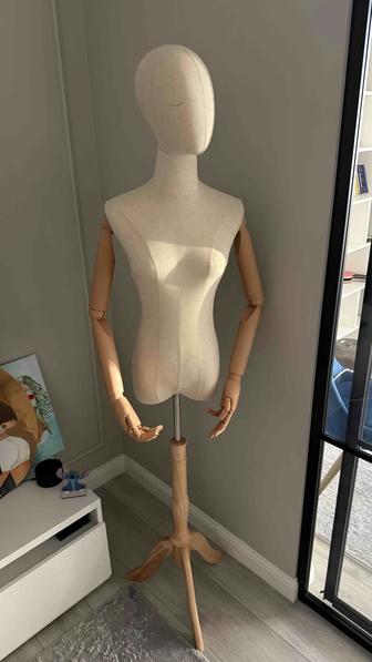 Манекен для швеи