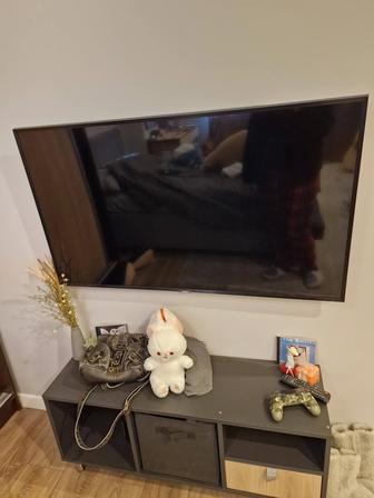 Продам телевизор Samsung 49 диагональ