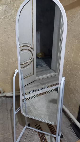 Срочно продам зеркало