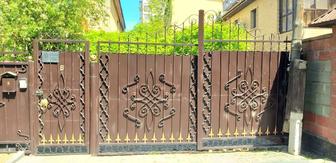 Продам железные распашные ворота