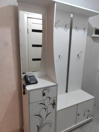 Продам прихожую