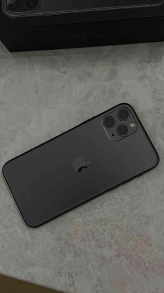 Продаю iPhone 11 Pro