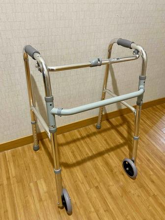 Ходунки для взрослых