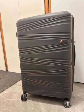 Чемодан большой размер