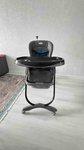 Продам детский стул для кормления