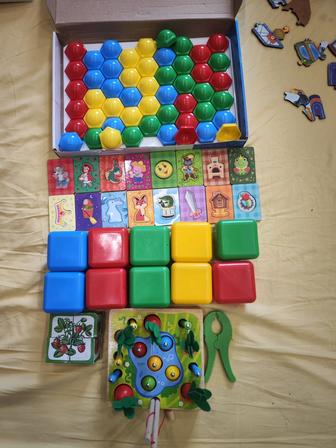 4 пакета детских игрушек до 3х лет