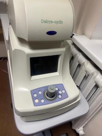 авторефкератометр