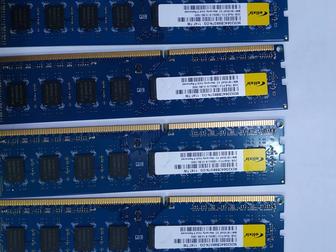 Оперативная память DDR3 1600 четыре штуки по 2 ГБ общая 8 ГБ.