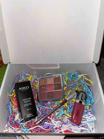 Подарочные боксы