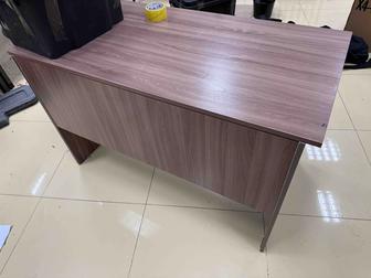 Новые офисные столы хорошего качества