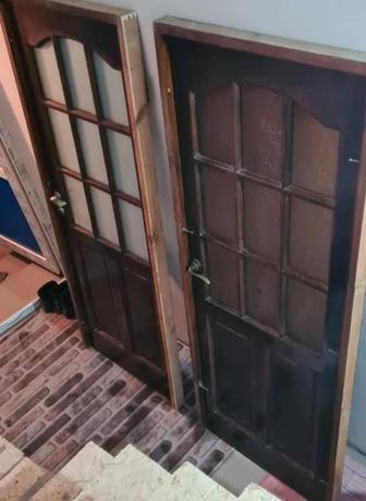 Продам межкомнатные двери (Дерево)