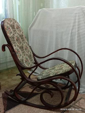 Кресло качалка