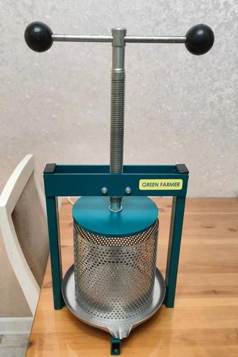 Ручная соковыжималка