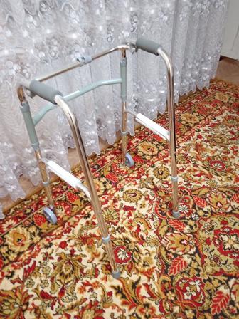 Продам ходунки