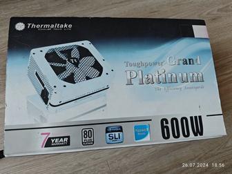 Блок питания Thermaltake Toughpower Grand Platinum белый 600 w