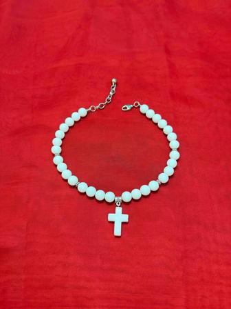 Чокер из белого агата