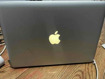 Продам мак бук