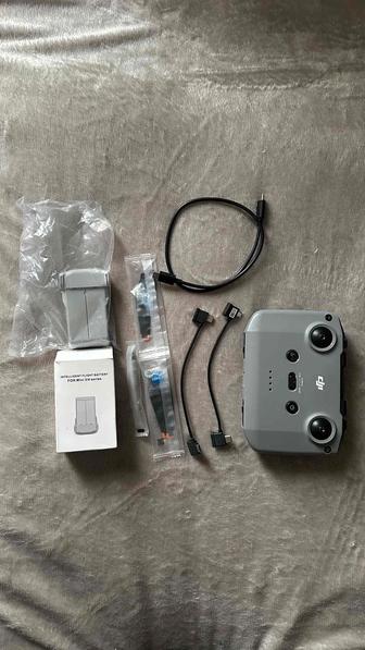 Пульт от дрона DJI mini 3 и усилитель аккумулятора