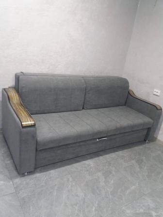Продам 3хмесный диван