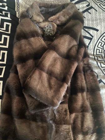 Продам норковую шубу