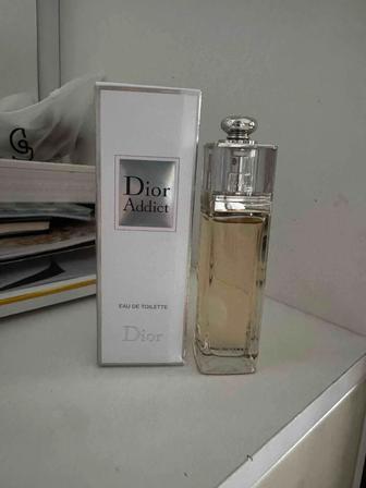 Продам духи Dior Addict оригинал