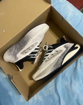 Продам Adidas Alphabounce