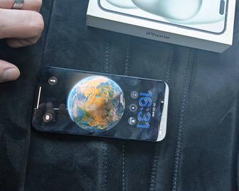 Продам Phone 15 plus в хорошем состоянии