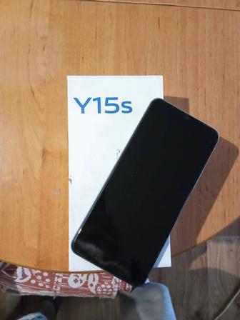 Продам телефон Vivo Y15s