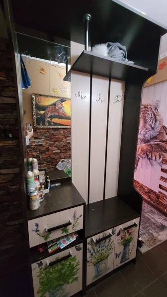 Прихожка продается