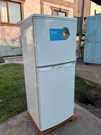 Холодильник б/у