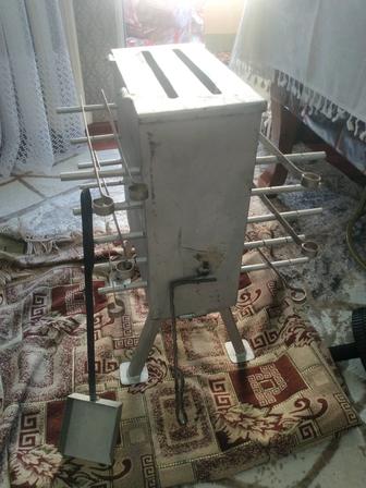 Продам мангал вертикальный все в комплекте удобно брать с собой