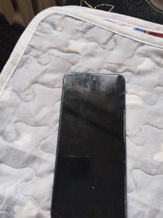 Телефон на запчасти